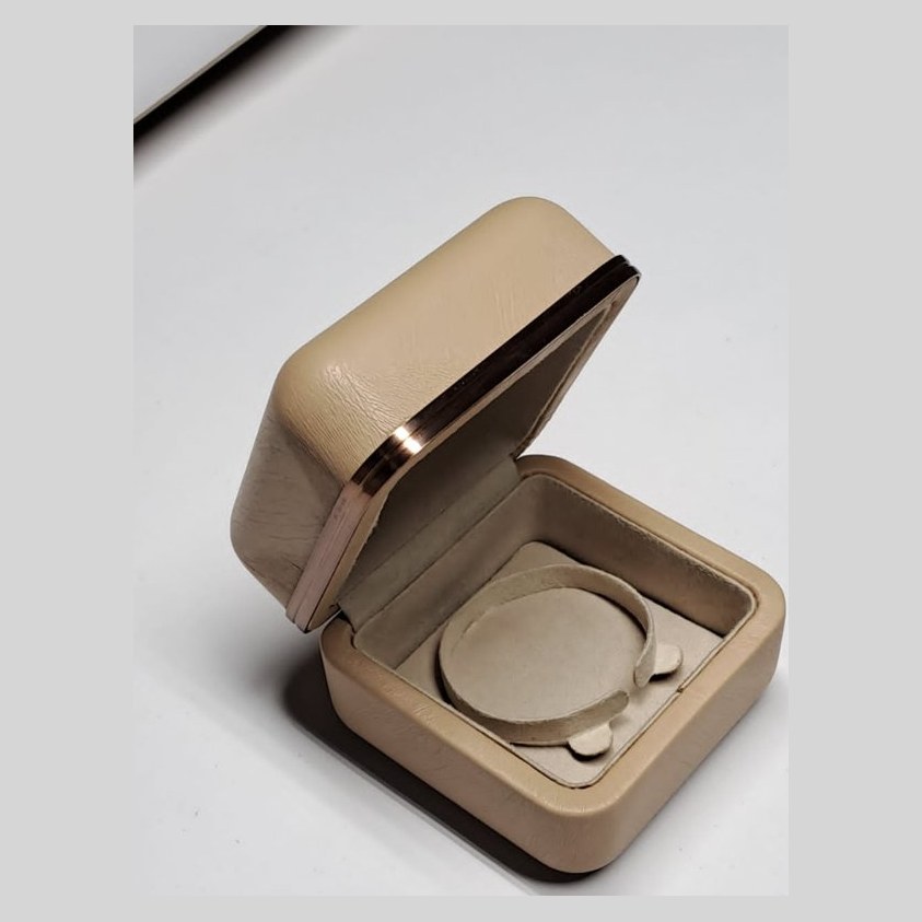 Beige leather bangle box