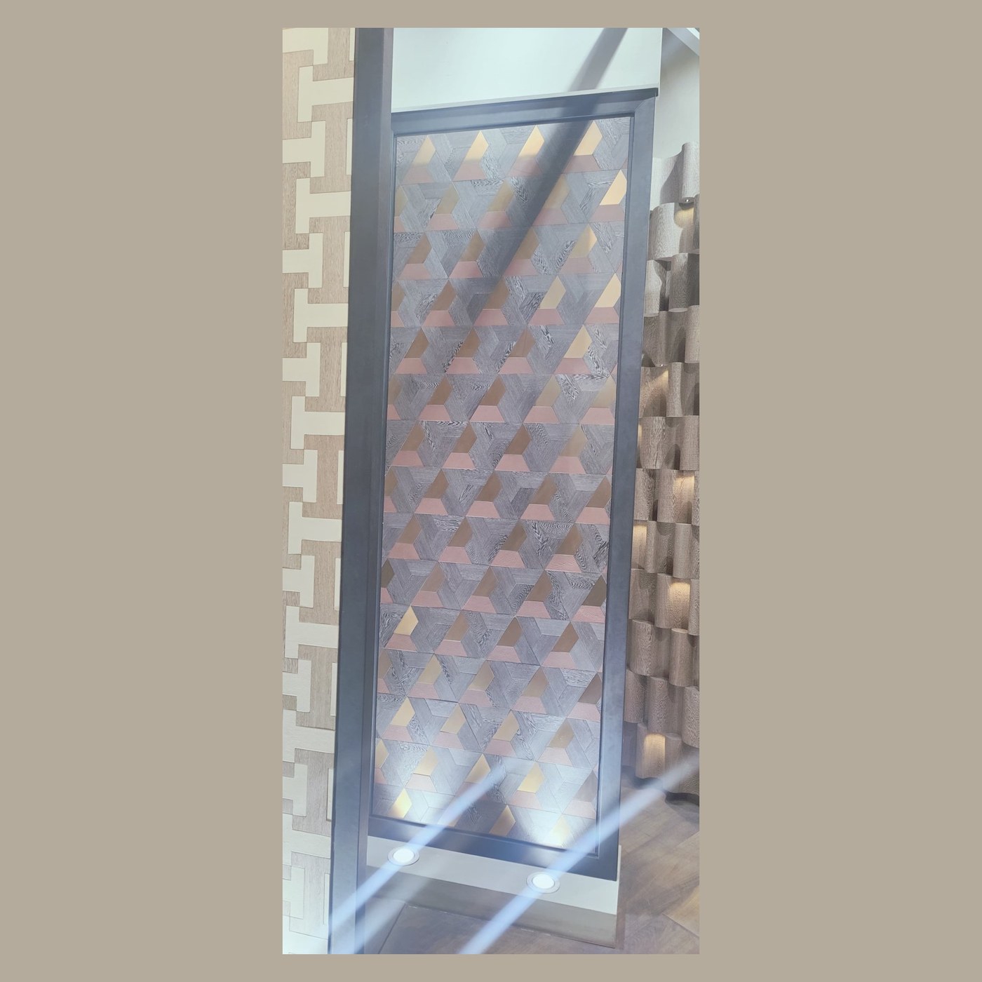 Patterned wall screen