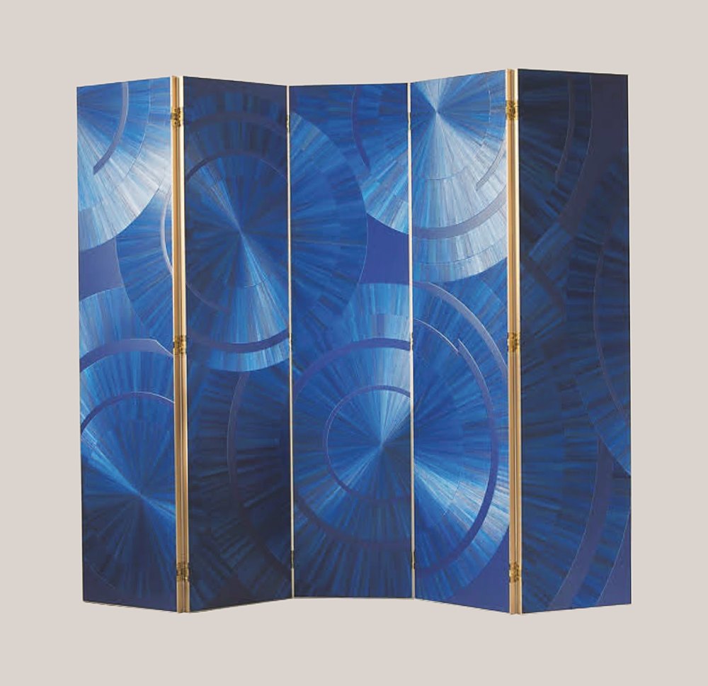 Blue straw folding screen